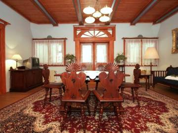 phoca_thumb_l_jurkovicuv_dum_011