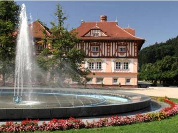 phoca_thumb_l_jurkovicuv_dum_028