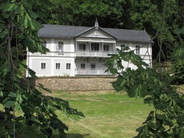 phoca_thumb_l_vila_pod_lipami_003